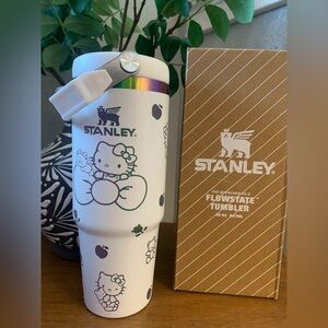 Hello Kitty 30oz Stanley tumbler